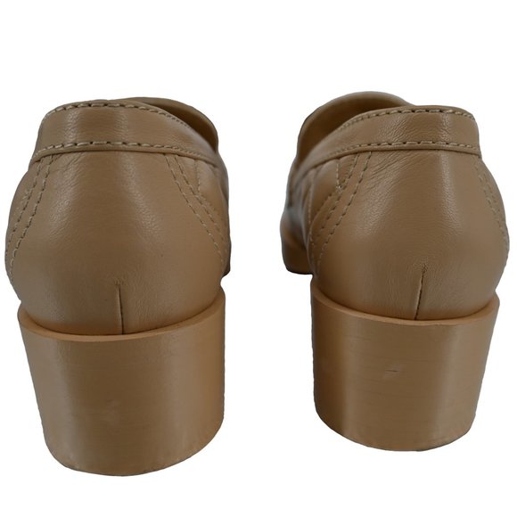 - CHANEL Lambskin Quilted CC Heart Loafers in Beige 37 EU - Picture 5 of 9